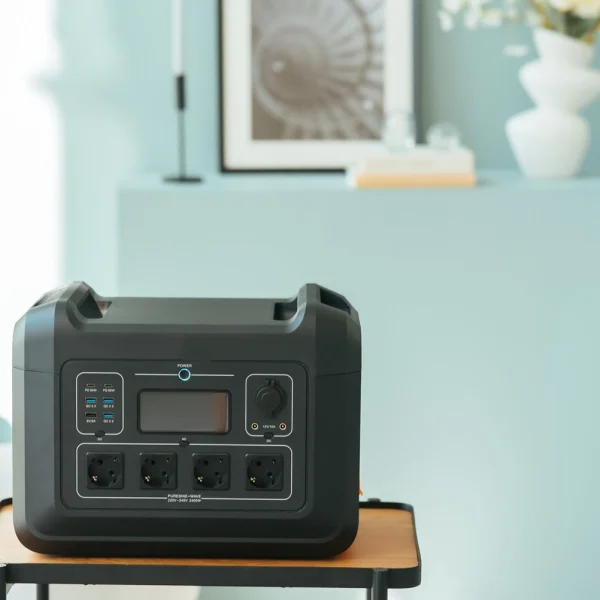 portable-power-station-at-home-i
